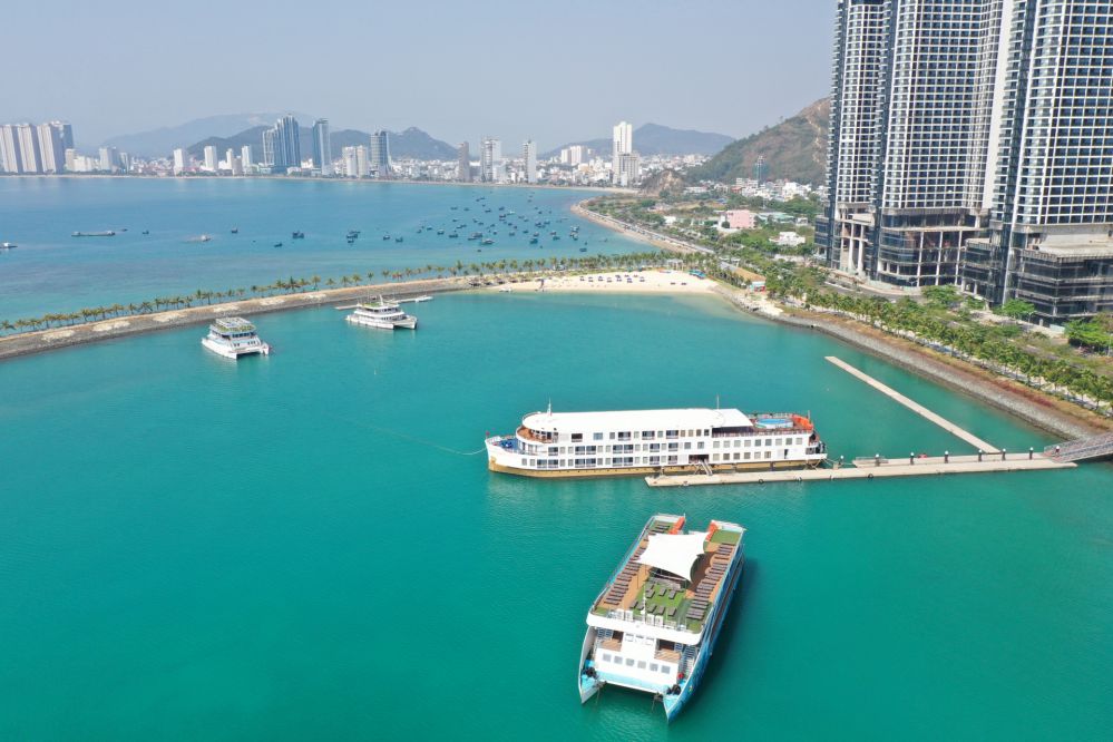 công viên bến du thuyền Nha Trang Khánh Hòa ở thành phố Nha Trang