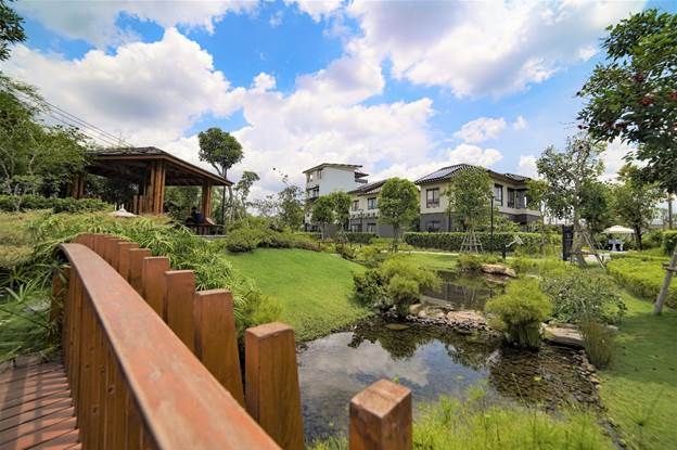 biệt thự Riverfront Grand Villa Waterpoint NAM lONG CITY
