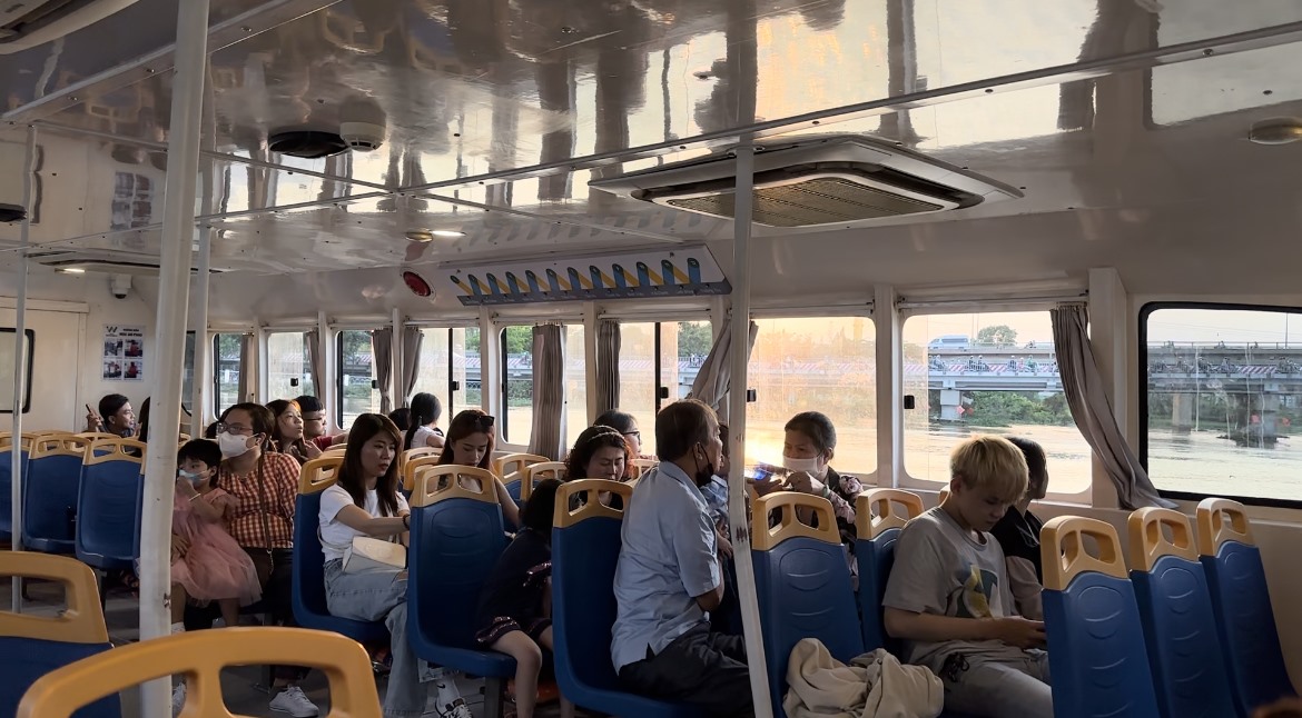 checkin Thành phố Hồ Chí Minh từ tàu buýt sông Sài Gòn - Saigon Water Bus