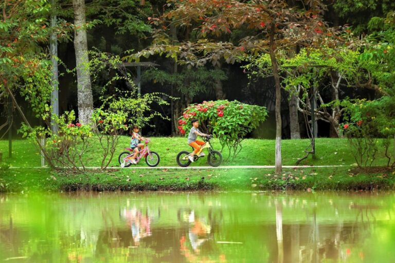 Review công viên hồ thiên nga Ecopark Văn Giang Hưng Yên Hà Nội - Swan Lake Park Review công viên hồ thiên nga Ecopark Văn Giang Hưng Yên Hà Nội - Swan Lake Park