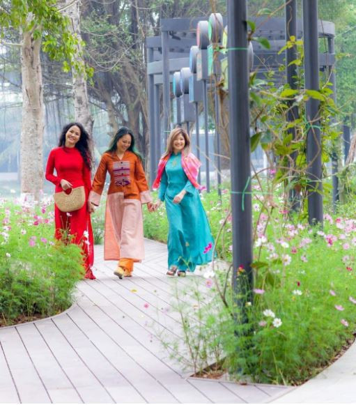 cung đường dạo bộ đẹp nhất Ecopark