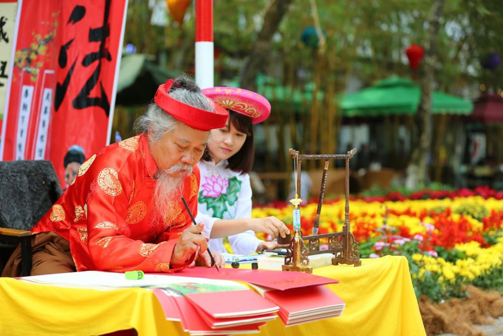 Lễ hội Hoa Xuân Ecopark - Công viên mùa xuân ngàn hoa Ecopark